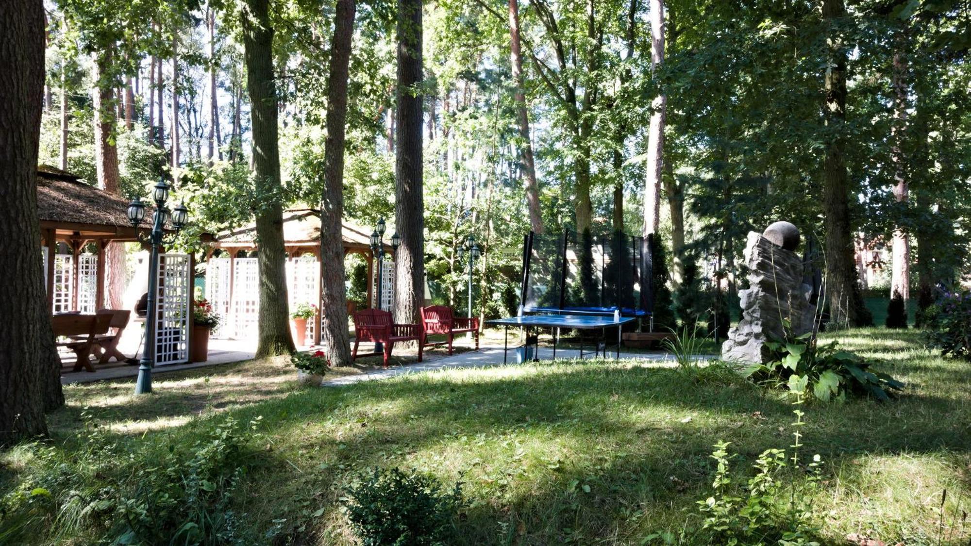 Lc Pokoje & Apartamenty Pobierowo Exterior foto